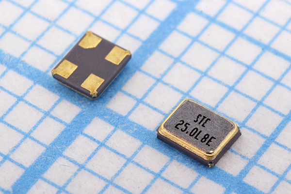 25000 \SMD02016C4\ 8\ 10\ 15/-40~85C\S2016\1Г 25000 \SMD02016C4\ 8\ 10\ 15/-40~85C\S2016\1Г