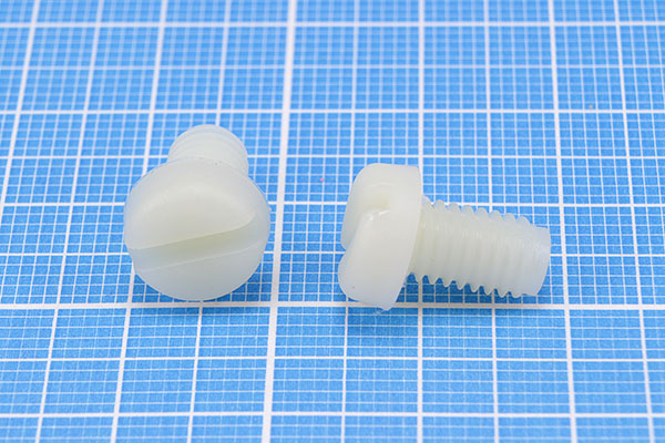 винт М 6x10\цил\-\пл PA66\DIN84